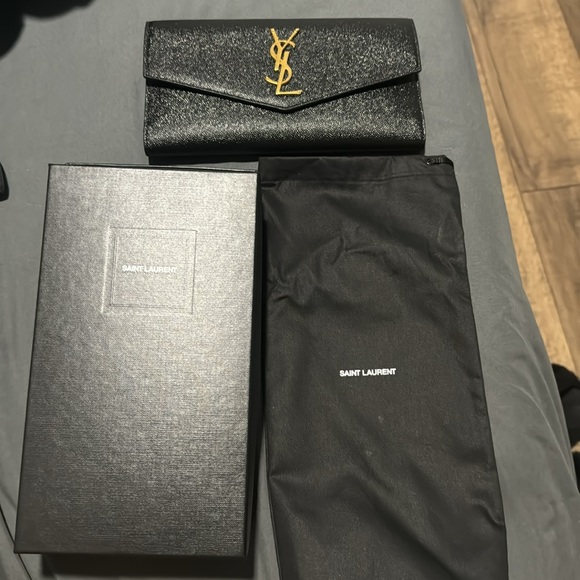 Brand new authentic saint laurent large wallet. - Picture 4 of 7